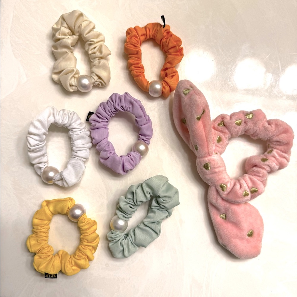 STONEY CLOVER LANE/LELE SCRUNCHIE BUNDLE (plus Valentine’s Day scrunchie)